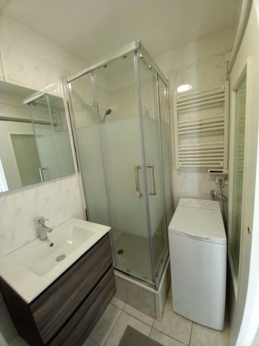 Appart 2/4 Pers Proche Centre Avec Balcon, Parking Narbona Exterior foto